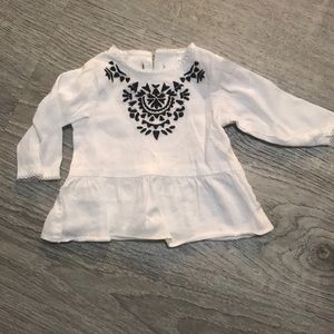 Black and White Newborn Top ❤️